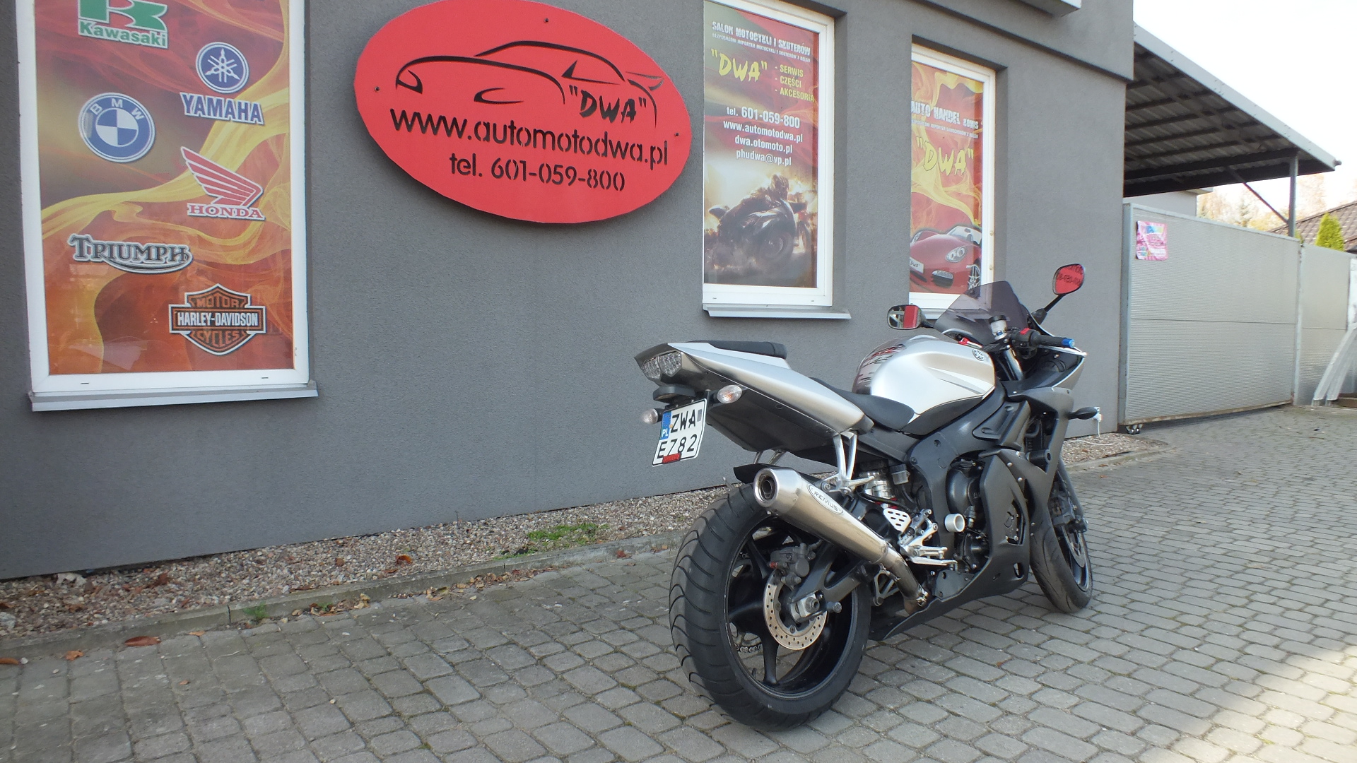 
								YAMAHA R 6 2003 full									