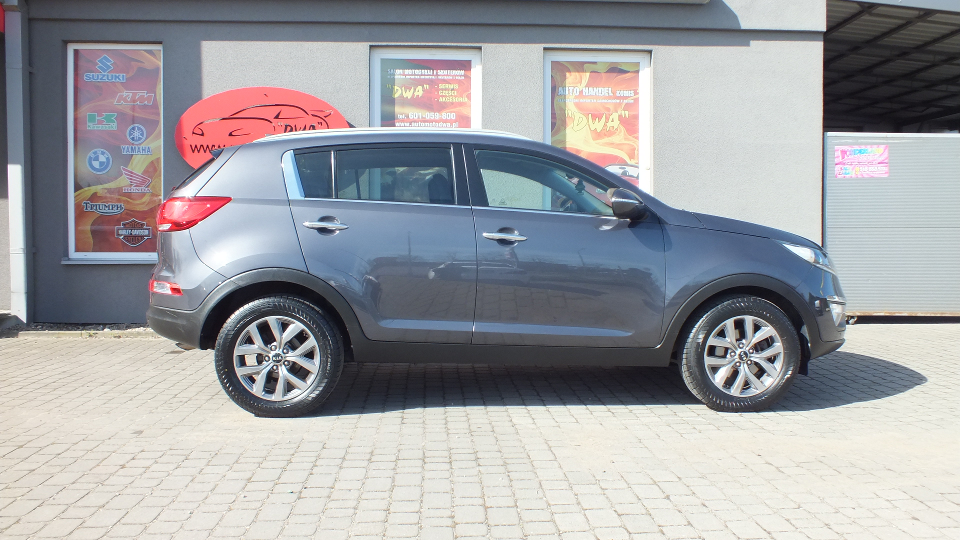 
								Kia SPORTAGE LIFT 2015 full									