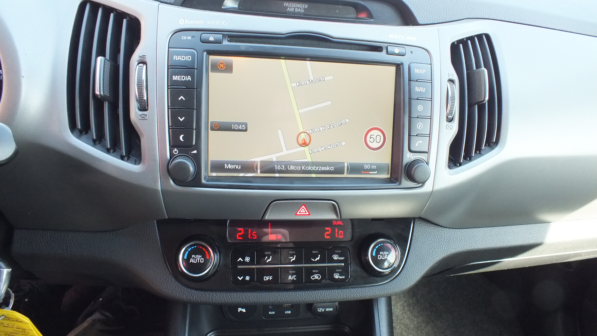 
								Kia SPORTAGE LIFT 2015 full									