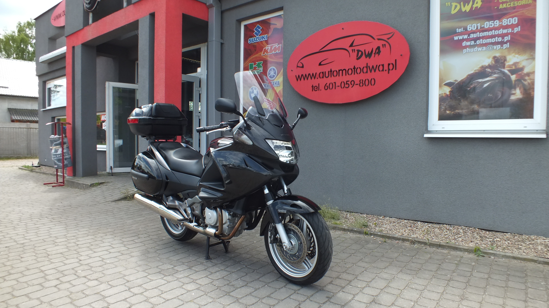
								Honda DEAUVILLE 700 ABS 2006 full									