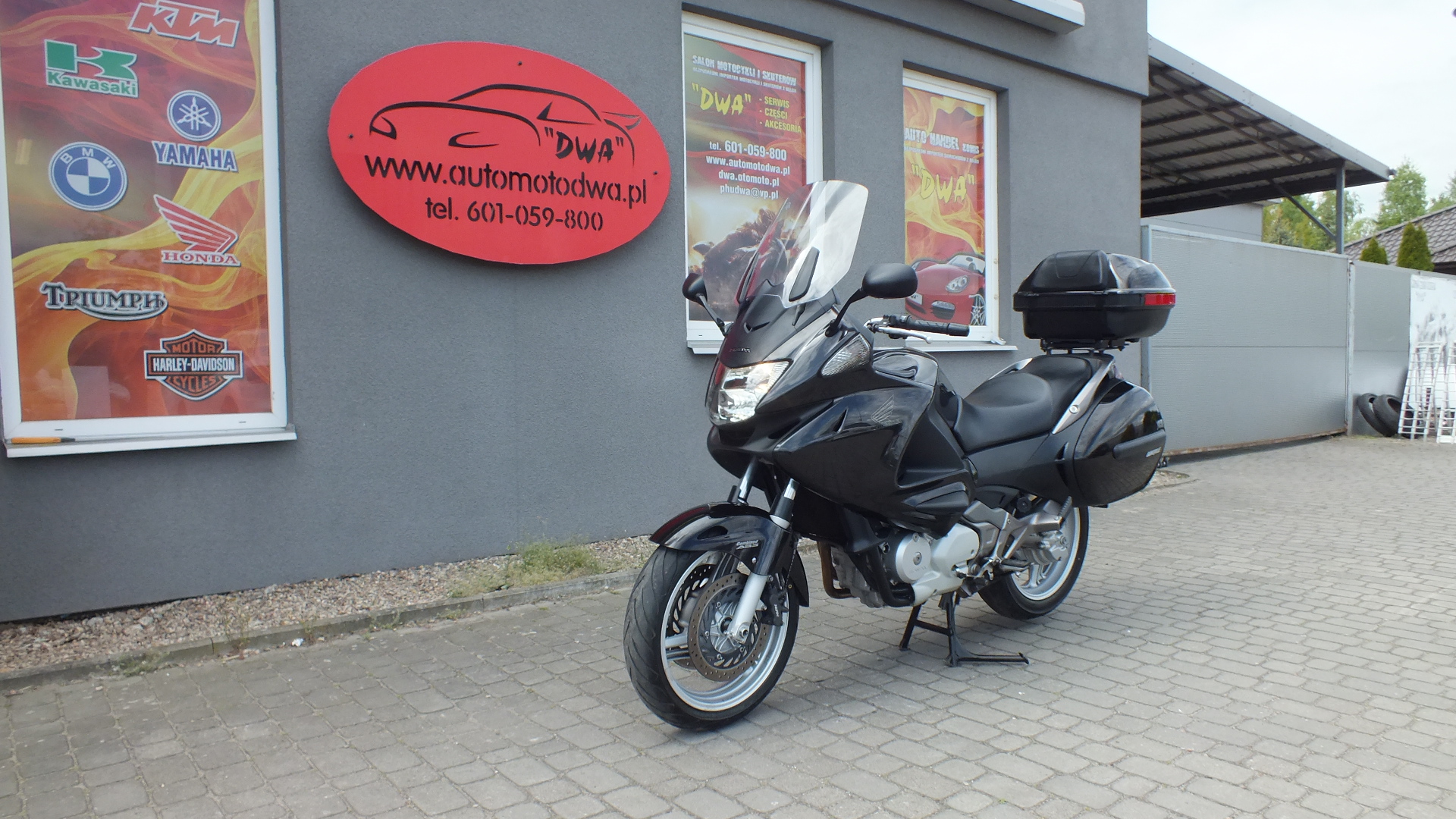 
								Honda DEAUVILLE 700 ABS 2006 full									