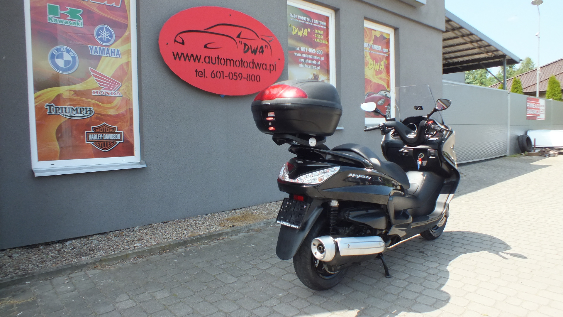
								YAMAHA MAJESTY 400 ABS LIFT 2010 full									
