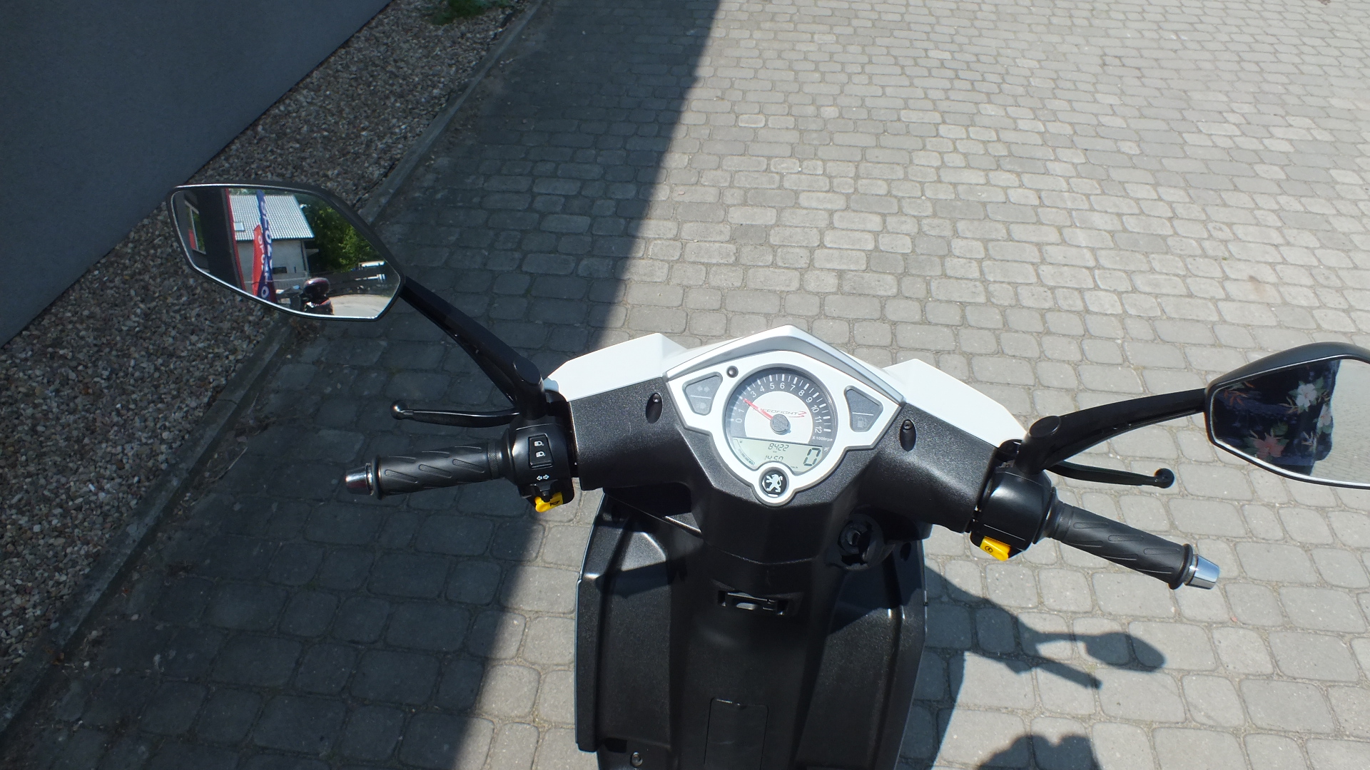 
								PEUGEOT SPEEDFIGHT 3 2011 full									