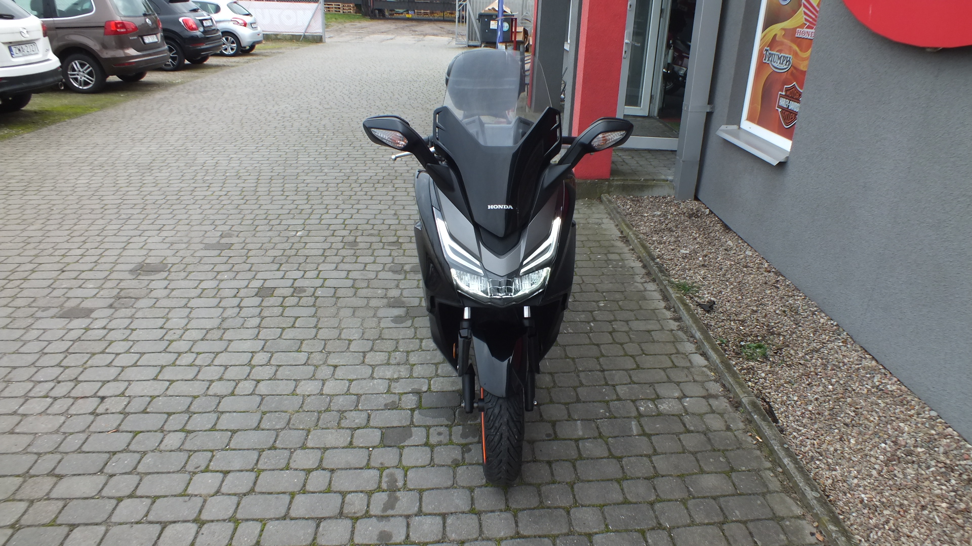 
								Honda NSS – FORZA 125 2017 full									