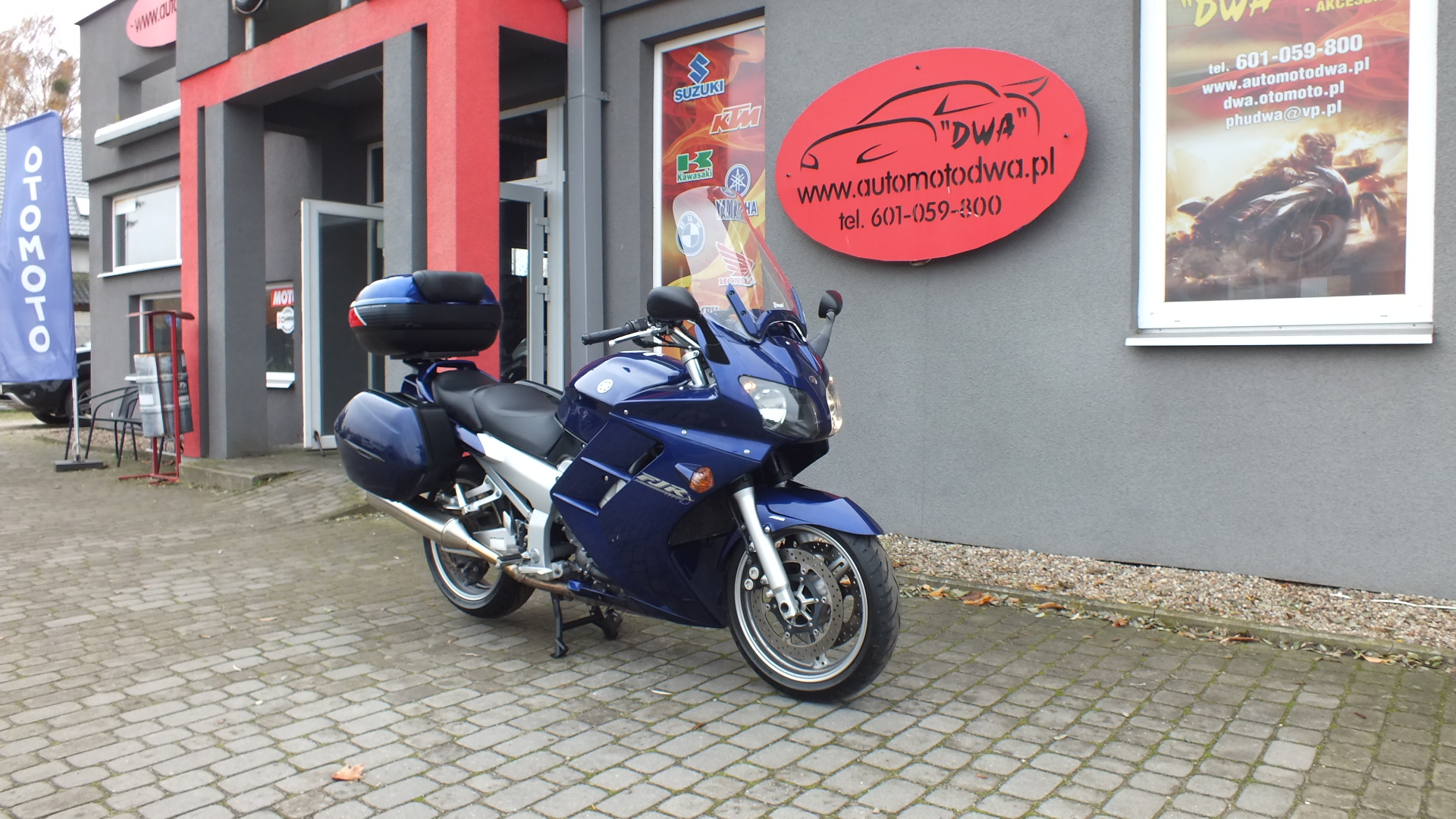 
								YAMAHA FJR 1300-ABS 2005 full									