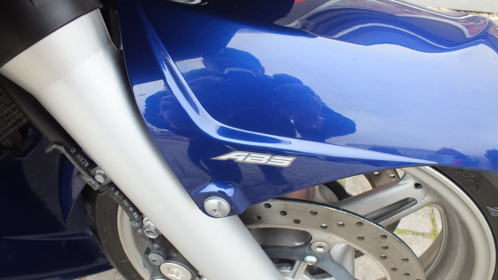 
								YAMAHA FJR 1300-ABS 2005 full									