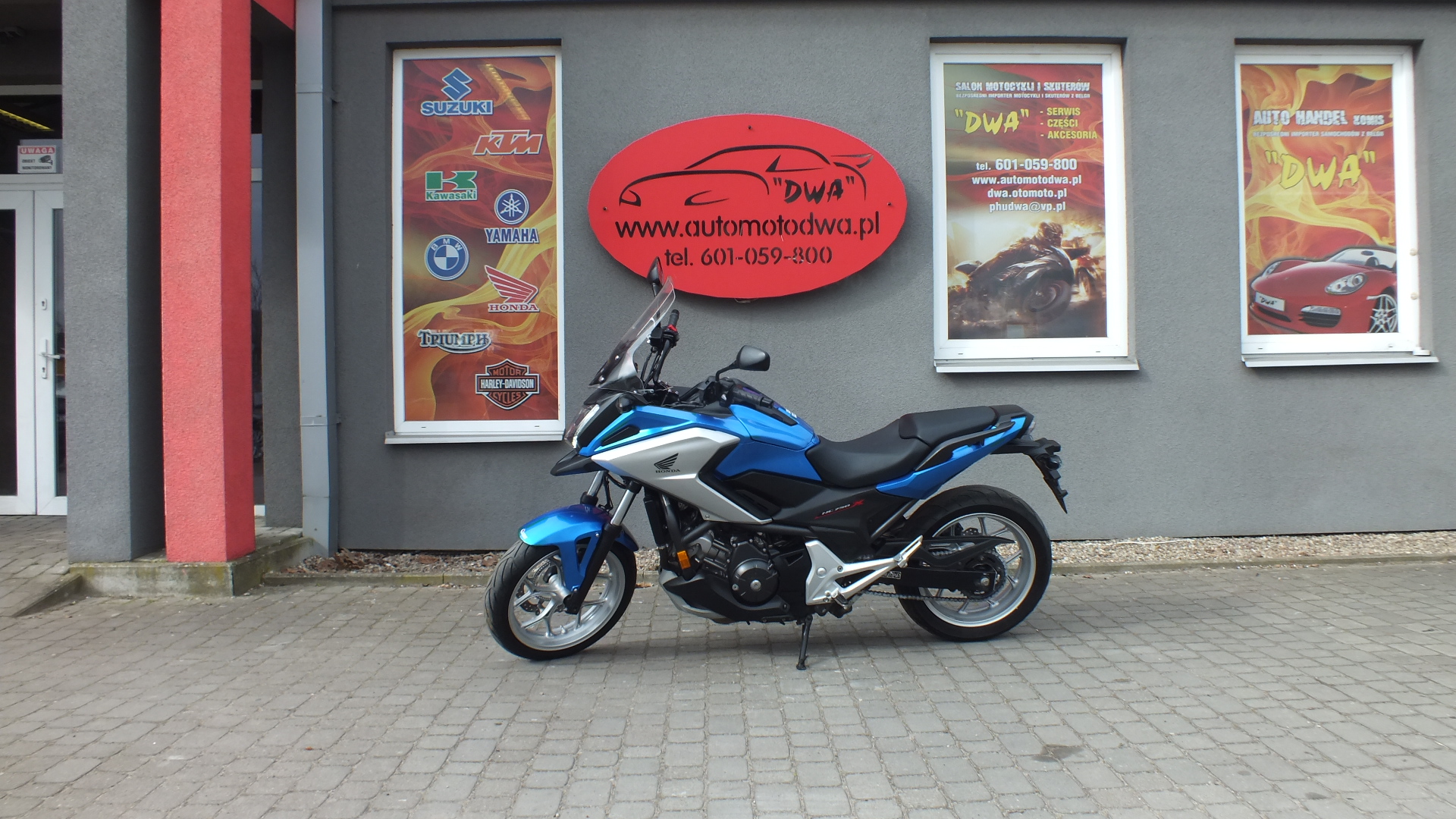 
								Honda NC 750X 2017 full									