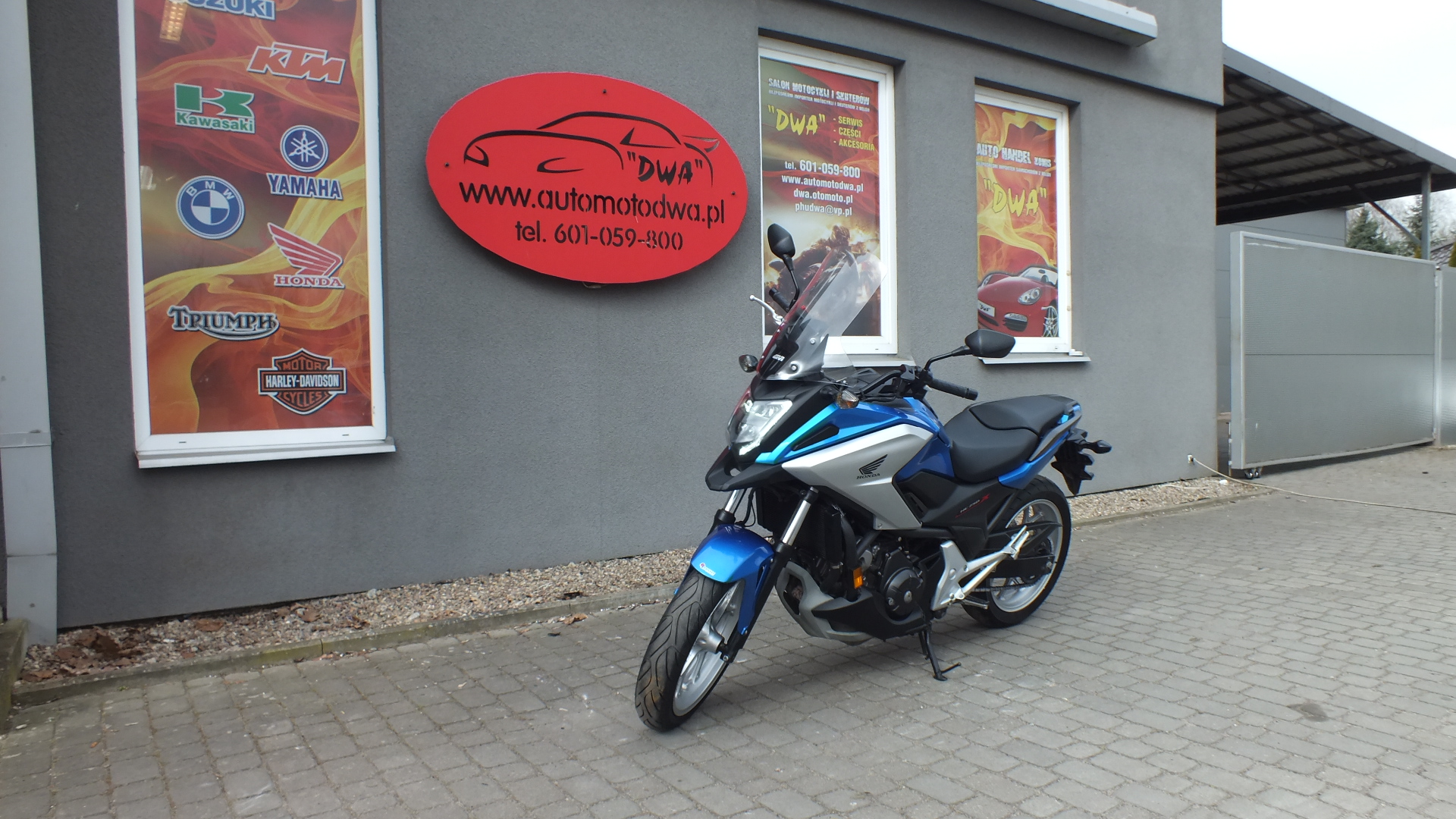 
								Honda NC 750X 2017 full									