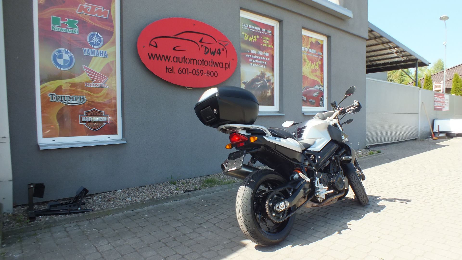 
								BMW F800R 2010 full									