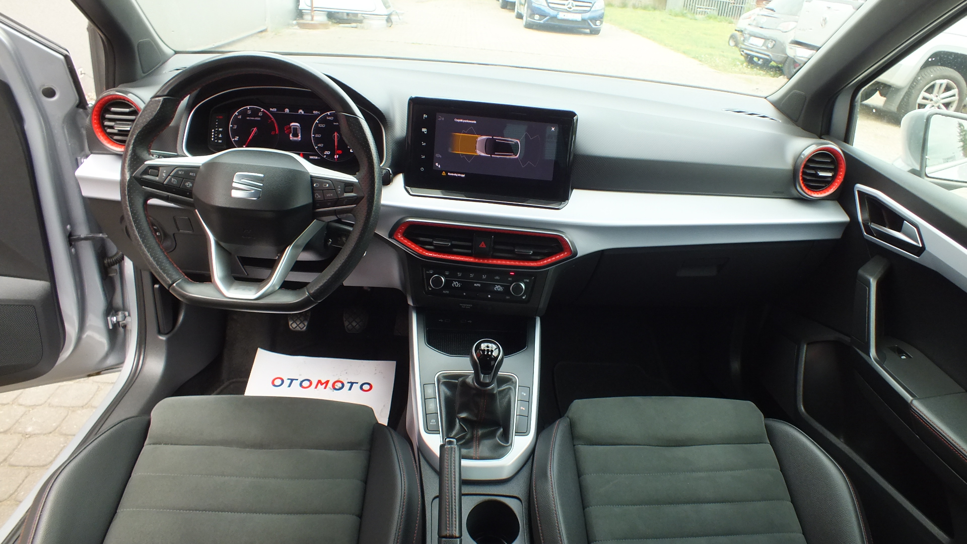 
								SEAT ARONA 2022 full									