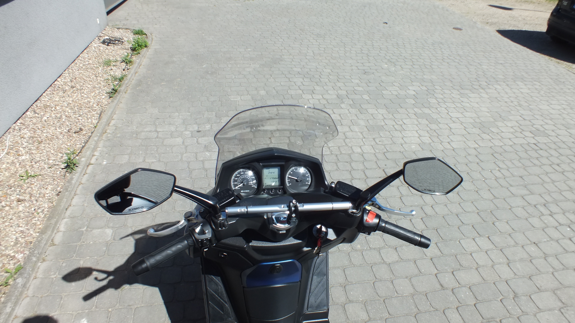 
								KYMCO X-TOWN C300 2022 full									