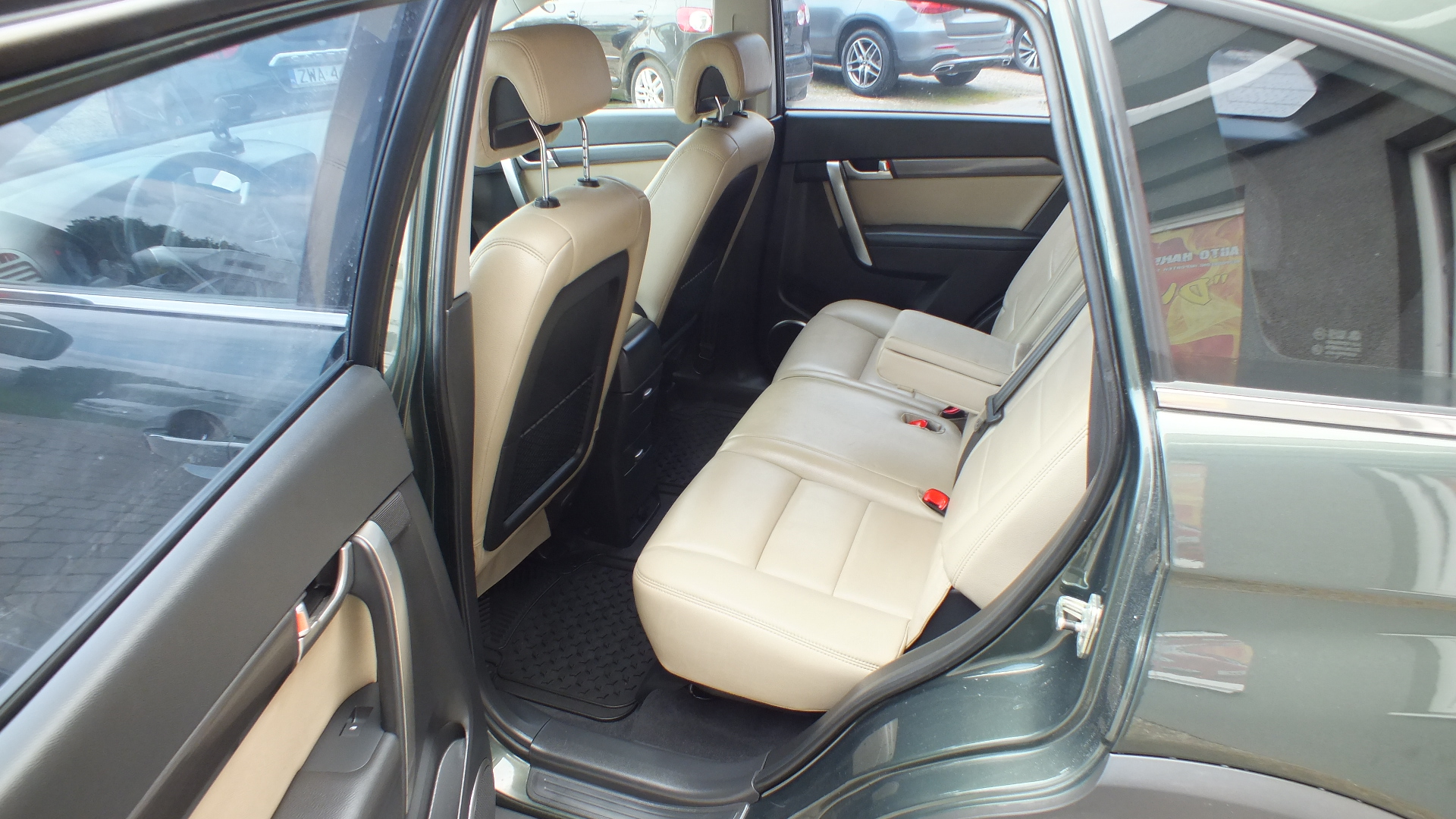
								Chevrolet CAPTIVA 2010 full									