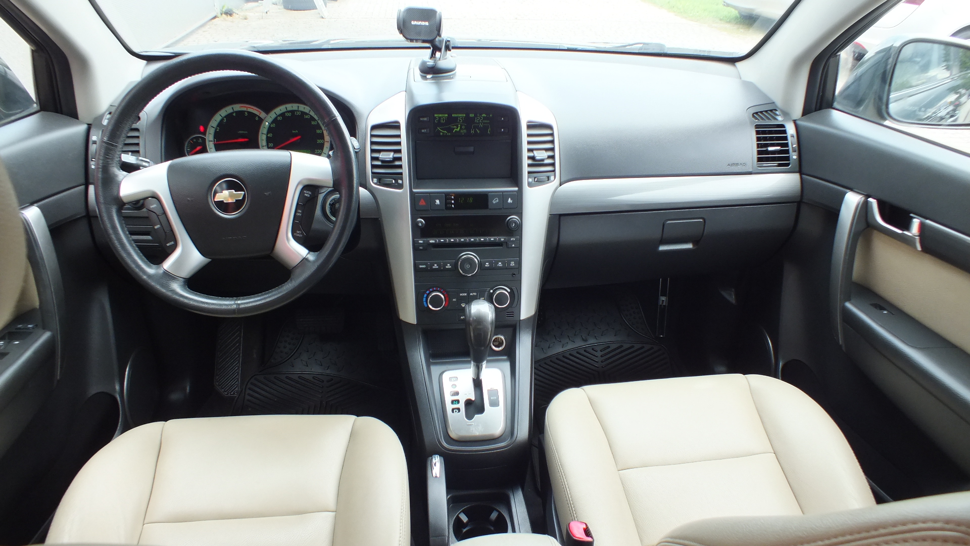 
								Chevrolet CAPTIVA 2010 full									
